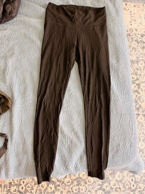 Lululemon black leggings